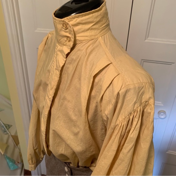 Vintage button up shirt - Picture 4 of 11